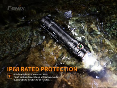 LED zseblámpa Fenix LD30 + USB akkumulátor 3400 mAh