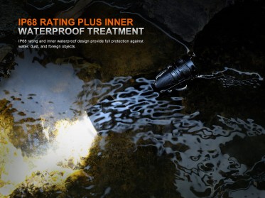 Tölthető zseblámpa Fenix C7 PRO