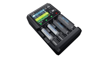 SkyRC MC5000 töltő