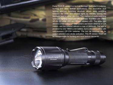 Taktikai LED-es zseblámpa Fenix TK25 IR