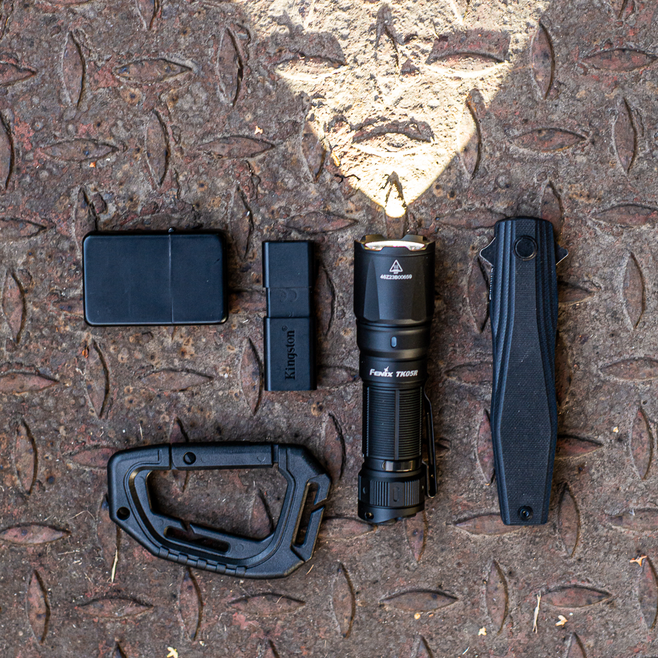 Fenix TK05R taktikai zseblámpa